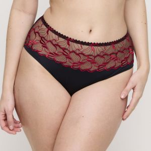 0563471 Black Rose