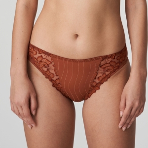 0561810 cinnamon