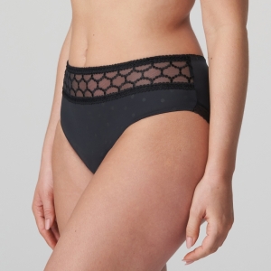 Gamila charcoal