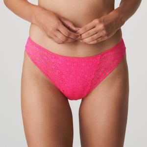 Epirus blogger pink