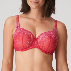 Epirus blogger pink