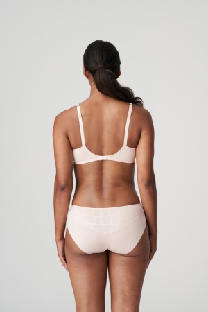 0522213 silky tan