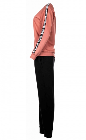 W972 dusty pink