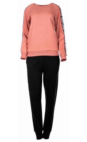 W972 dusty pink