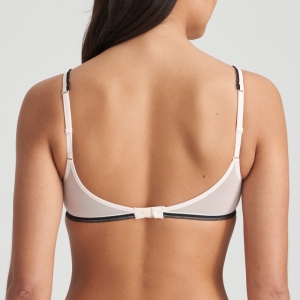 0102625 black&blush