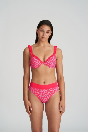 1005851 deep sea coral