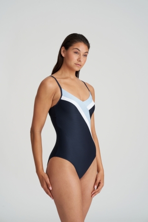 1004630 cloud party