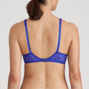 0102676 electric blue