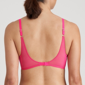 0122316 blogger pink