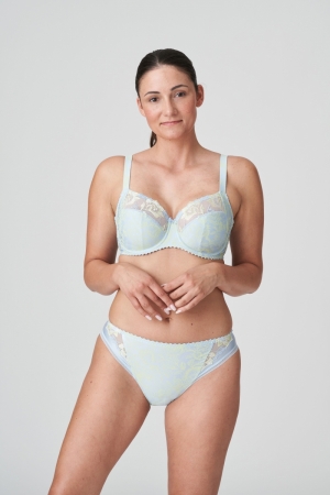 0163400 nuage