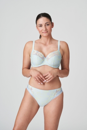 0563400 nuage