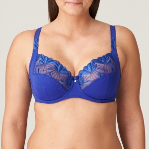 0163150 CZB Crazy Blue