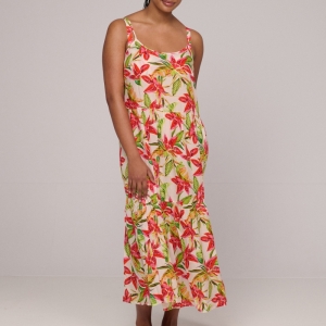 4012785 calm tropics