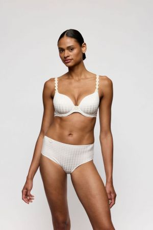 0500411 ivory petal